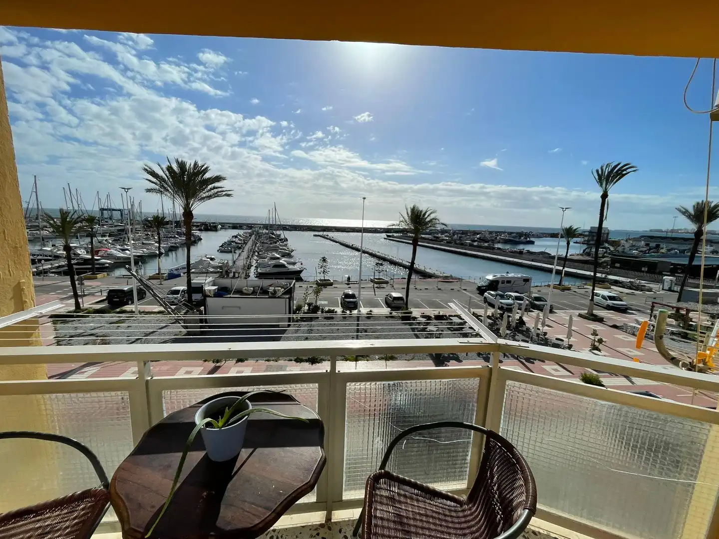 Exterior view of Flat for rent in Vélez-Málaga  with Air Conditioner, Terrace and Balcony