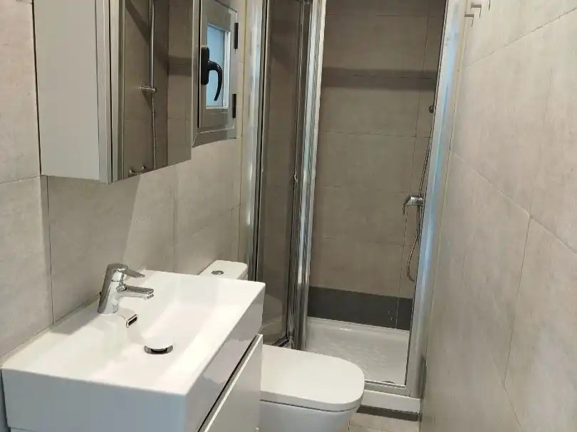 Flat for rent in Calle de Velarde, 3, Universidad - Malasaña Flat for rent in Calle de Velarde, 3, Universidad - Malasaña