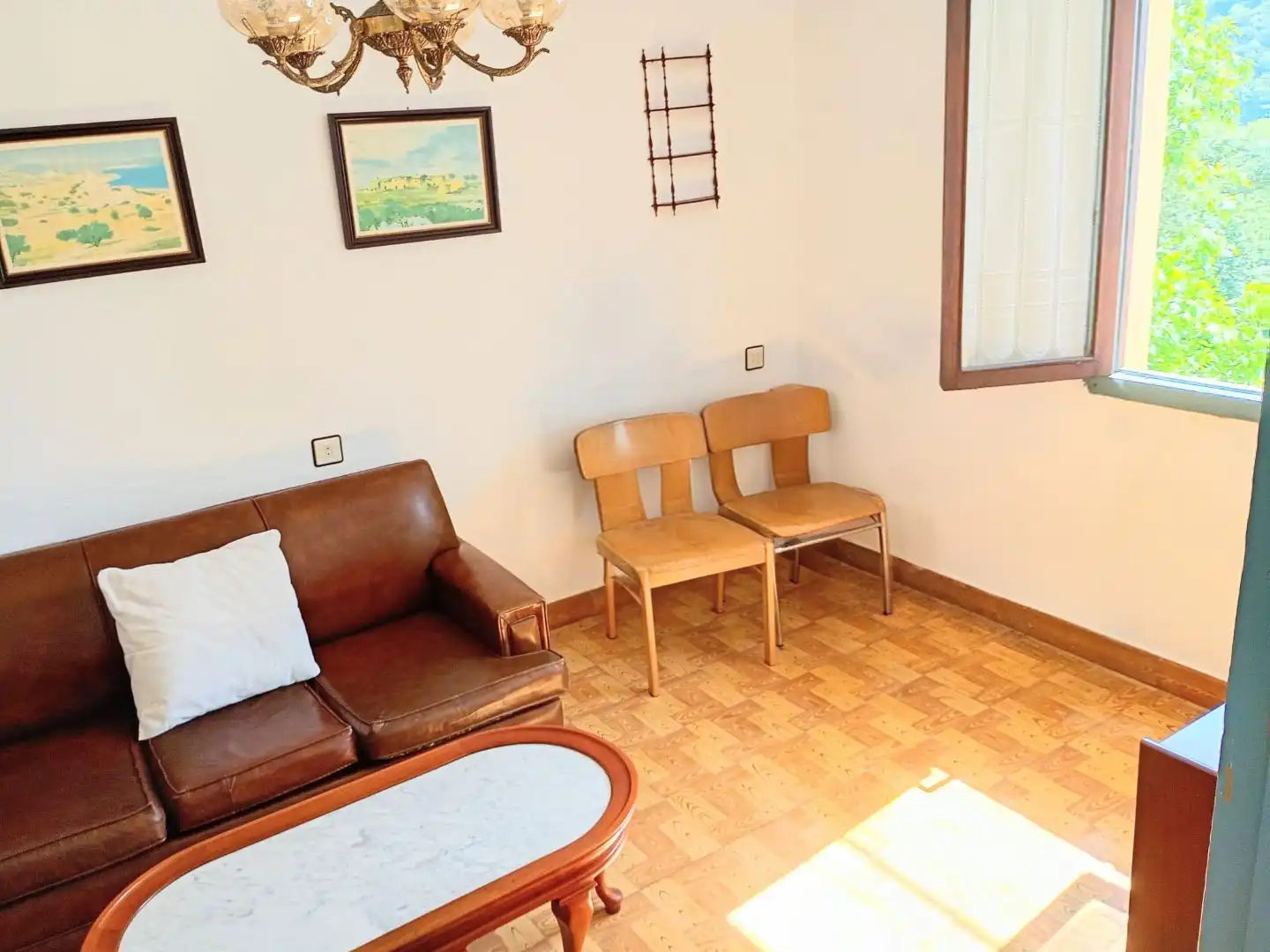 Sala de estar de Casa o chalet en venta en Pravia con Terraza y Balcón