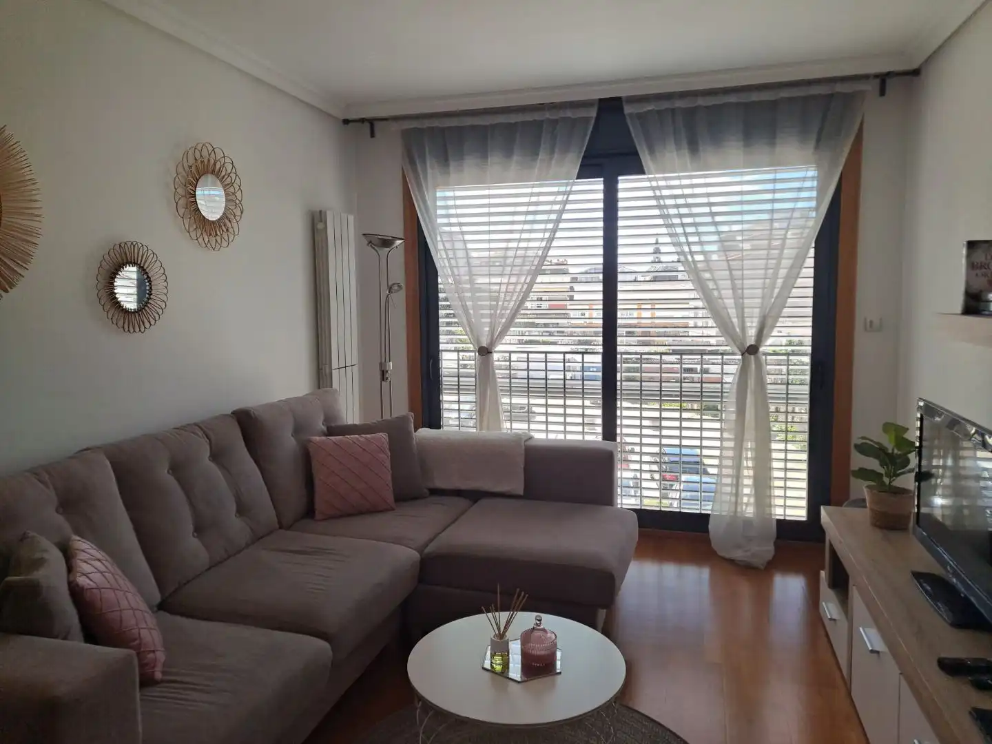 Sala de estar de Piso de alquiler en O Porriño   con Calefacción, Parquet y Trastero