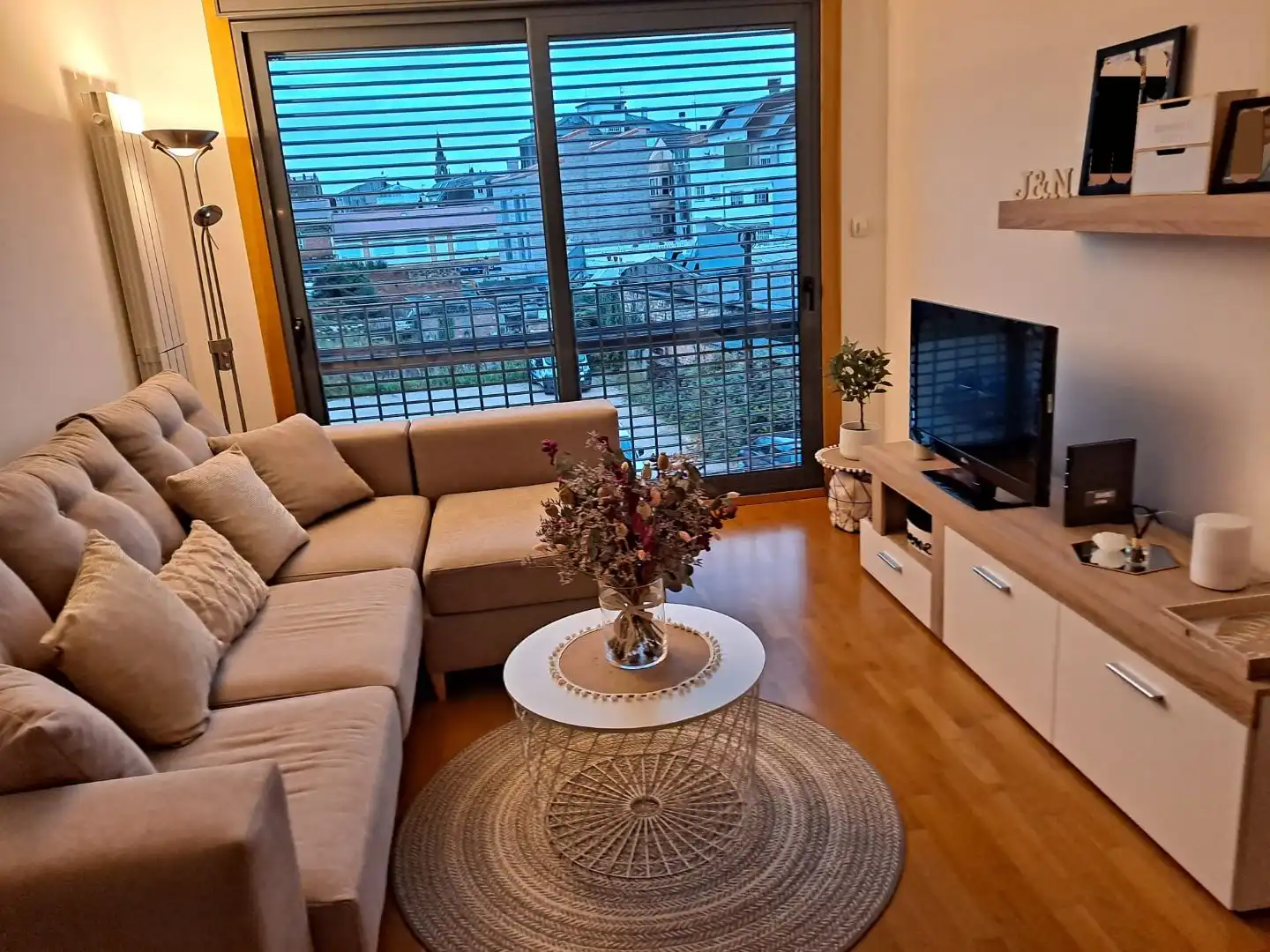 Sala de estar de Piso de alquiler en O Porriño   con Calefacción, Parquet y Trastero