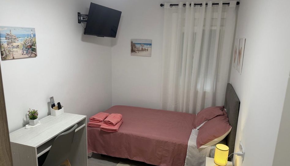 Habitació a Carrer El·lipse, 17b, La Florida, L'Hospitalet de Llobregat - imatge 1 Foto 1 de Habitació a Carrer El·lipse, 17b, La Florida, L'Hospitalet de Llobregat