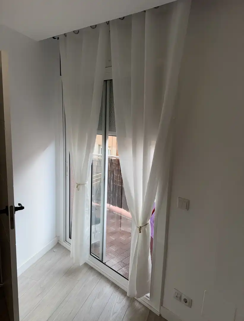 Room in Carrer El·lipse, La Florida Room in Carrer El·lipse, La Florida