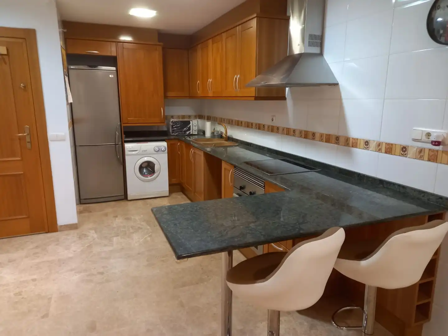 Flat for rent in Carrer Jacinto Benavente, 9, Carlet Kitchen of Flat for rent in Carlet with Air Conditioner, Storage room and Furnished