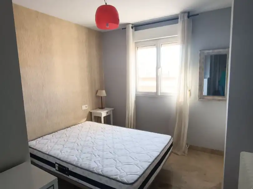 Piso de alquiler en Camino de Ronda, 167, Rosaleda - Juventud Habitación de Piso de alquiler en Granada Capital con Aire acondicionado y Balcón
