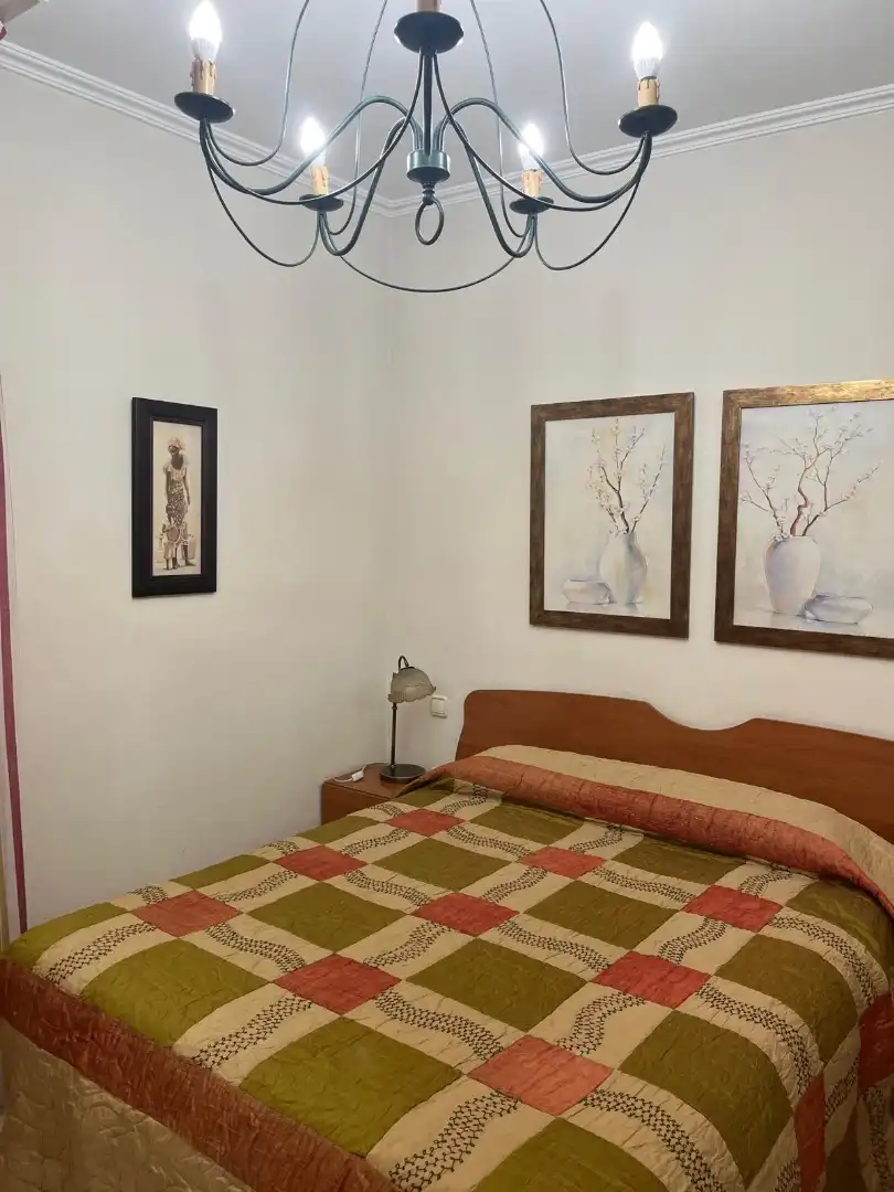 Schlafzimmer von Wohnung zur Miete in  Zaragoza Capital mit Klimaanlage und Schwimmbad
