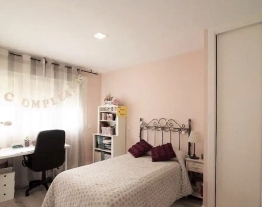 Houses for sale in Calle de las Ciencias, 16, Brunete Bedroom of Houses for sale in Brunete with Air Conditioner, Heating and Private garden