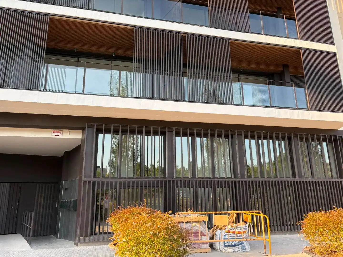 Vista exterior de Piso de alquiler en Sant Cugat del Vallès con Aire acondicionado, Calefacción y Parquet
