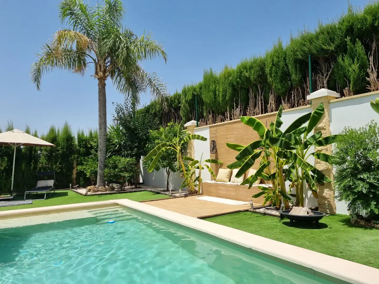 Pis en venda a Calle Camino de las Casillas, 12, Encinarejo de Córdoba Piscina de Pis en venda en Córdoba amb Aire condicionat, Calefacció i Jardí privat
