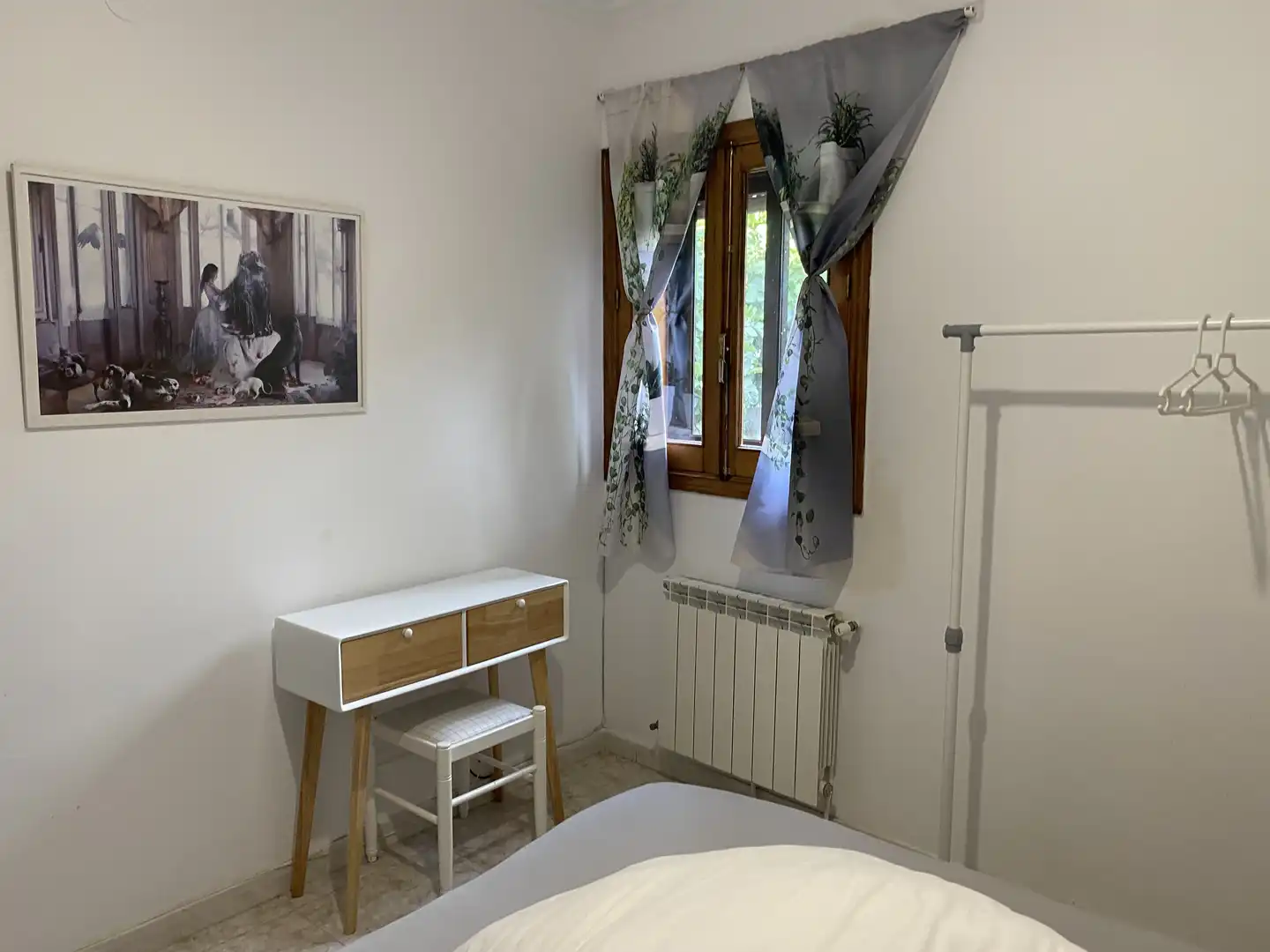 Room in OU-300, 14, A Merca Room in OU-300, 14, A Merca