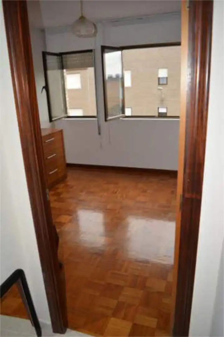 Wohnung zur Miete in Noreña Schlafzimmer von Wohnung zur Miete in Noreña