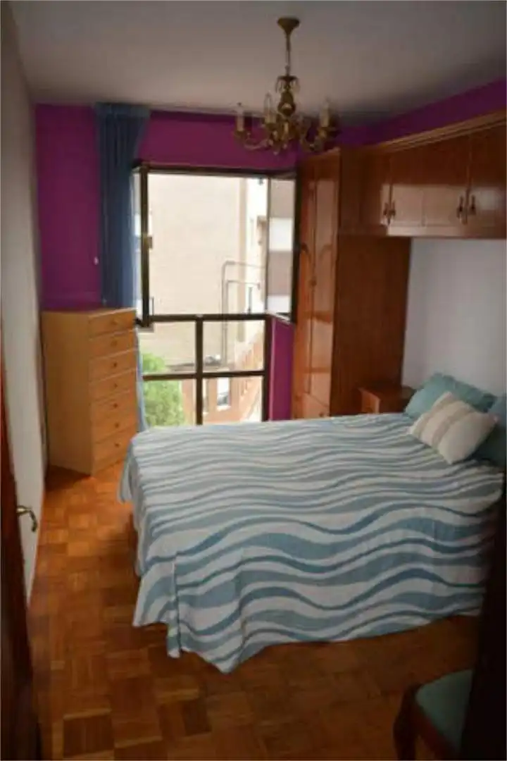 Wohnung zur Miete in Noreña Schlafzimmer von Wohnung zur Miete in Noreña
