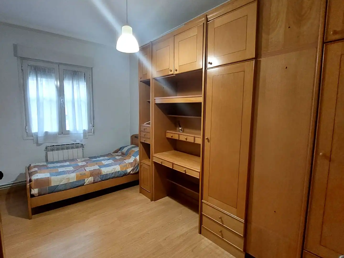 Flat for rent in Zumakadi Ibilbidea, 94, Adurtza Bedroom of Flat for rent in Vitoria - Gasteiz with Heating, Parquet flooring and Furnished