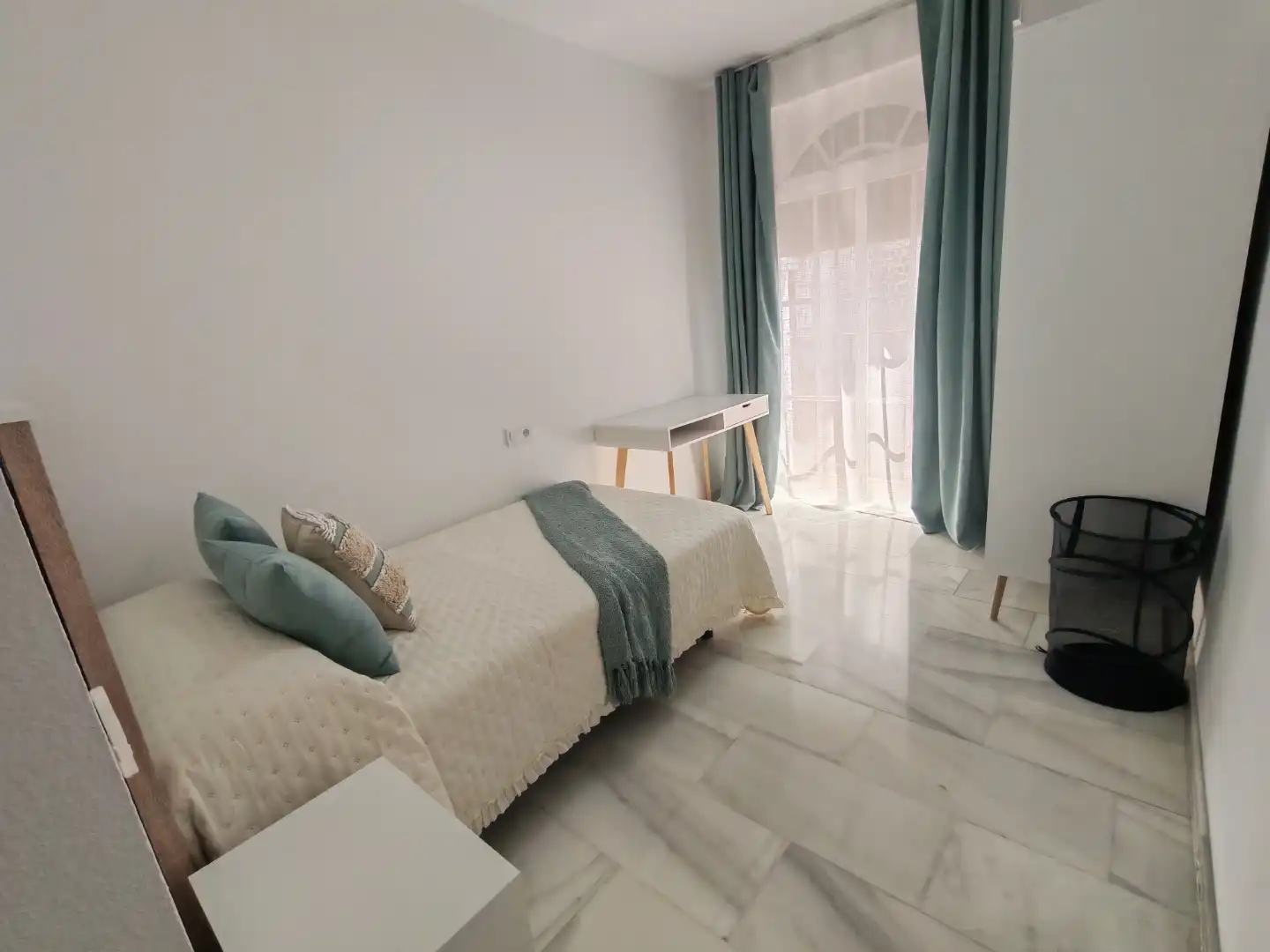 Room in Avenida de Jesús Rescatado, 16, Viñuela - Rescatado Room in Avenida de Jesús Rescatado, 16, Viñuela - Rescatado