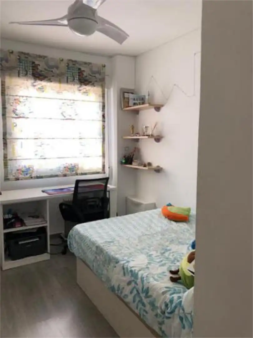 Wohnung zur Miete in Peligros Schlafzimmer von Wohnung zur Miete in Peligros mit Heizung, Privatgarten und Terrasse
