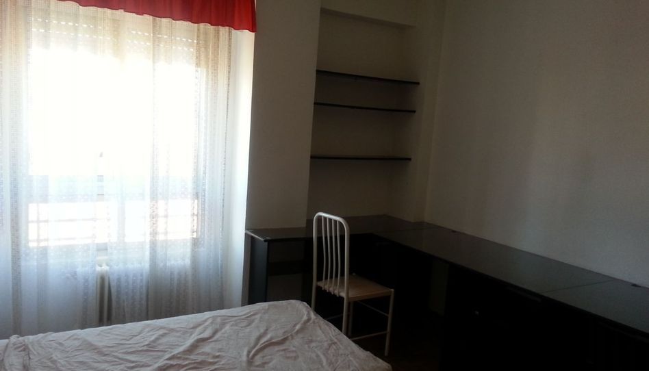 Room in Avenida de Mariano Andrés, 18, Las Ventas, León Capital - image 1 Photo 1 of Room in Avenida de Mariano Andrés, 18, Las Ventas, León Capital