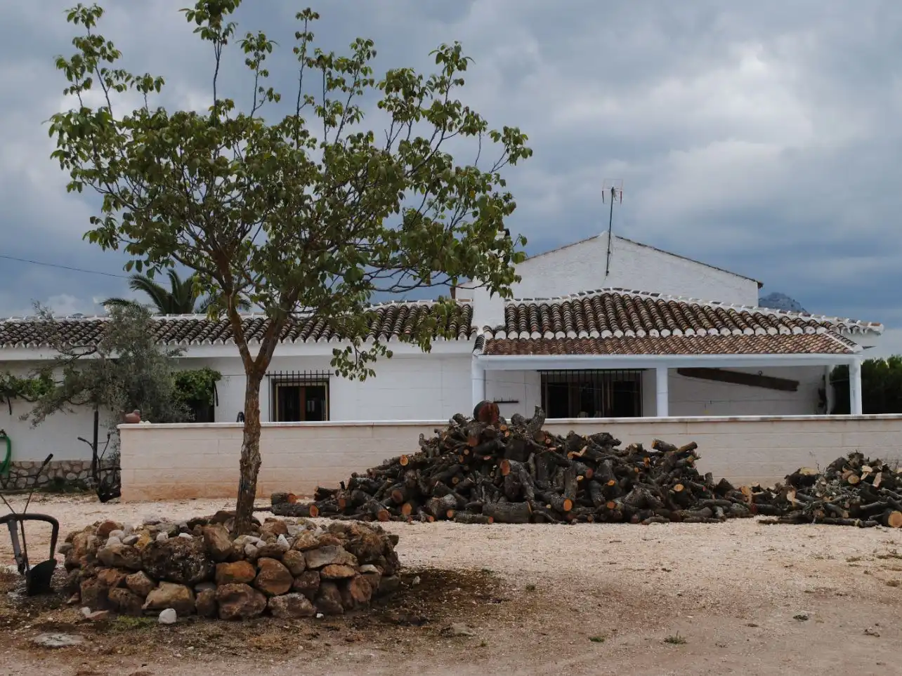 Pis en venda a Avenida de Blas Infante, 4, Villanueva del Rosario Vista exterior de Pis en venda en Villanueva del Rosario amb Aire condicionat, Calefacció i Jardí privat