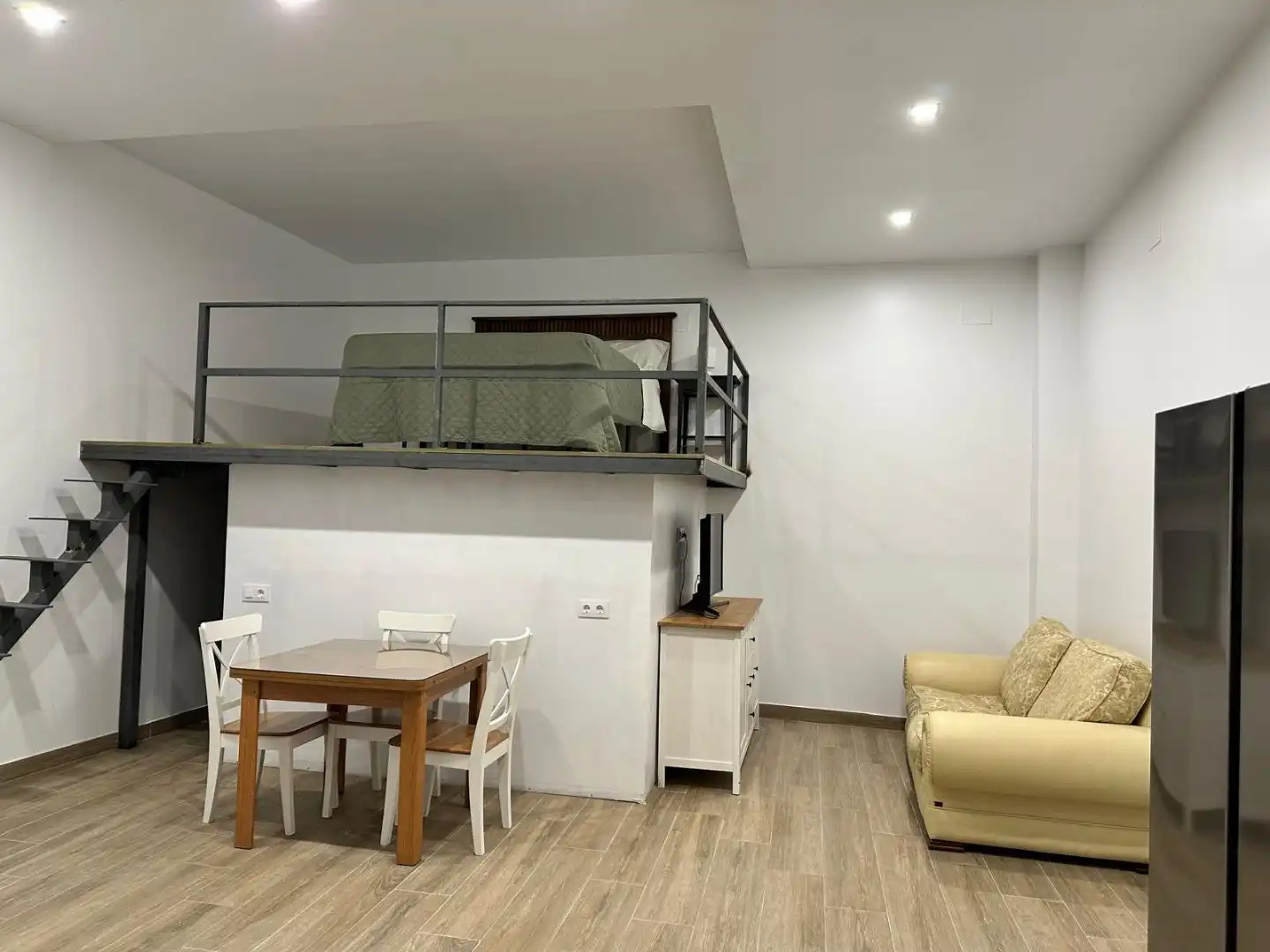 Flat for sale in Calle Sol, 62, Alcalá del Río Flat for sale in Calle Sol, 62, Alcalá del Río