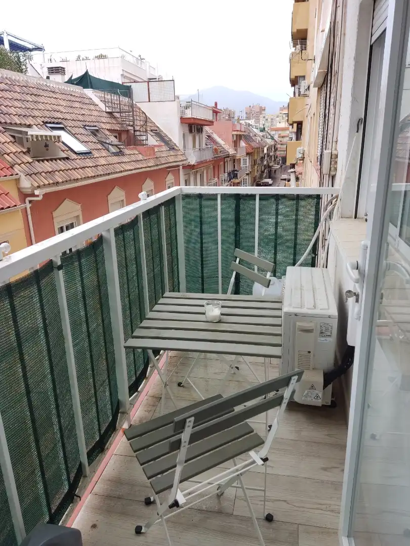 Pis de lloguer a Paseo Marítimo Rey de España, 12, Puerto Deportivo Terrassa de Pis de lloguer en Fuengirola amb Aire condicionat, Calefacció i Terrassa