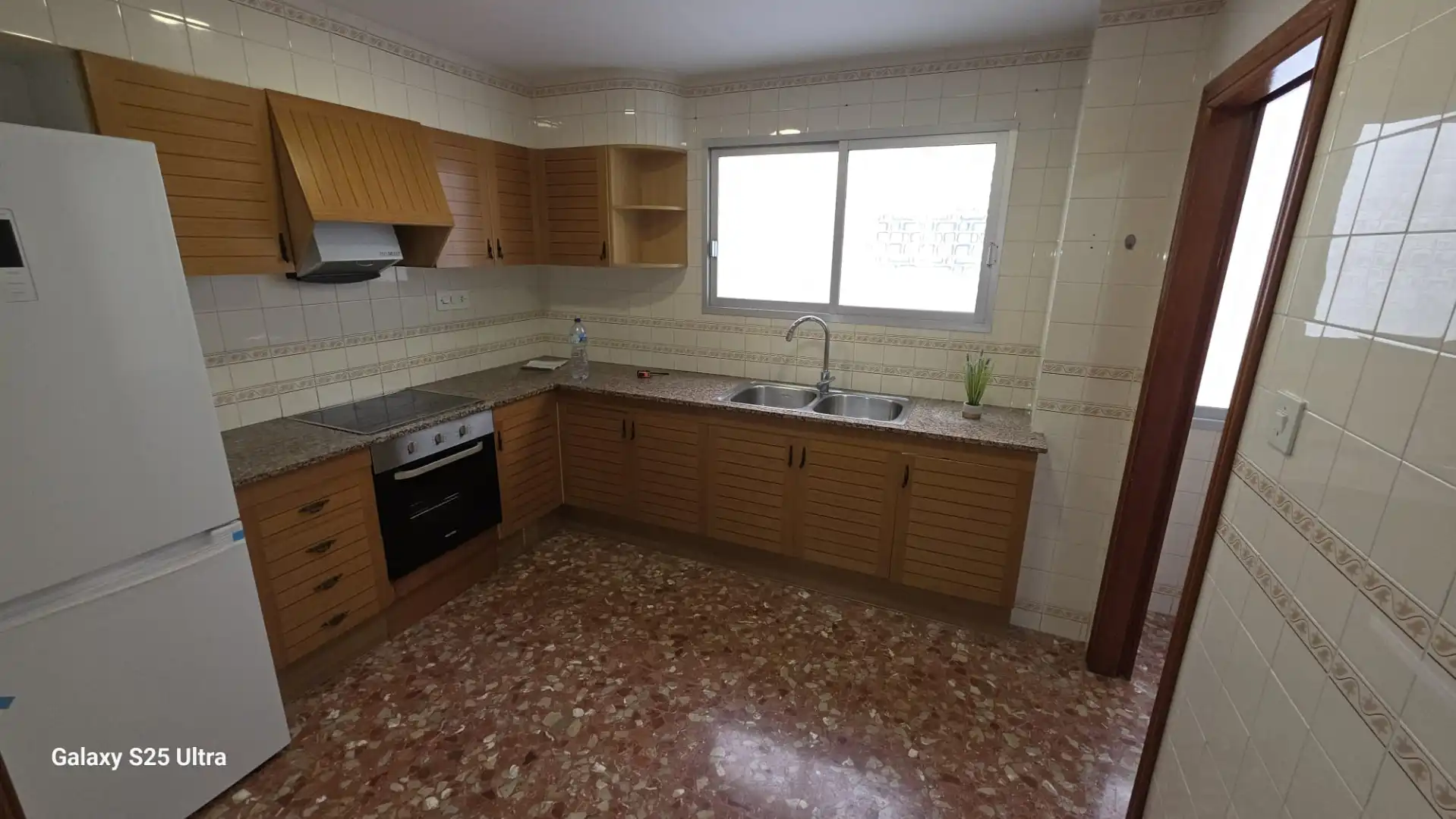 Flat for rent in Carretera Gandia de, 24, Oliva pueblo Kitchen of Flat for rent in Oliva with Storage room, Oven and Washing machine