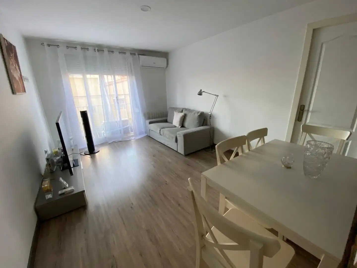 Piso en venta en Carrer de Juli Garreta, 1, Can Rull Sala de estar de Piso en venta en Sabadell con Aire acondicionado y Balcón