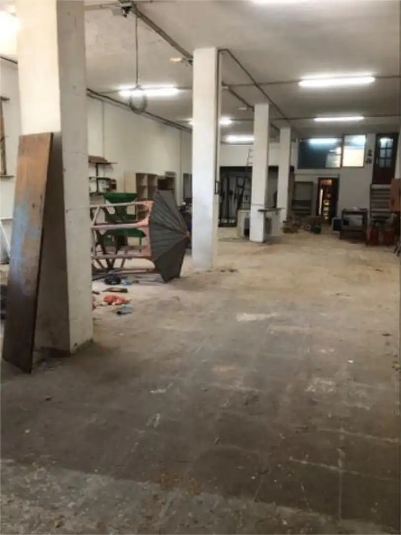 Nau industrial de lloguer en Monda