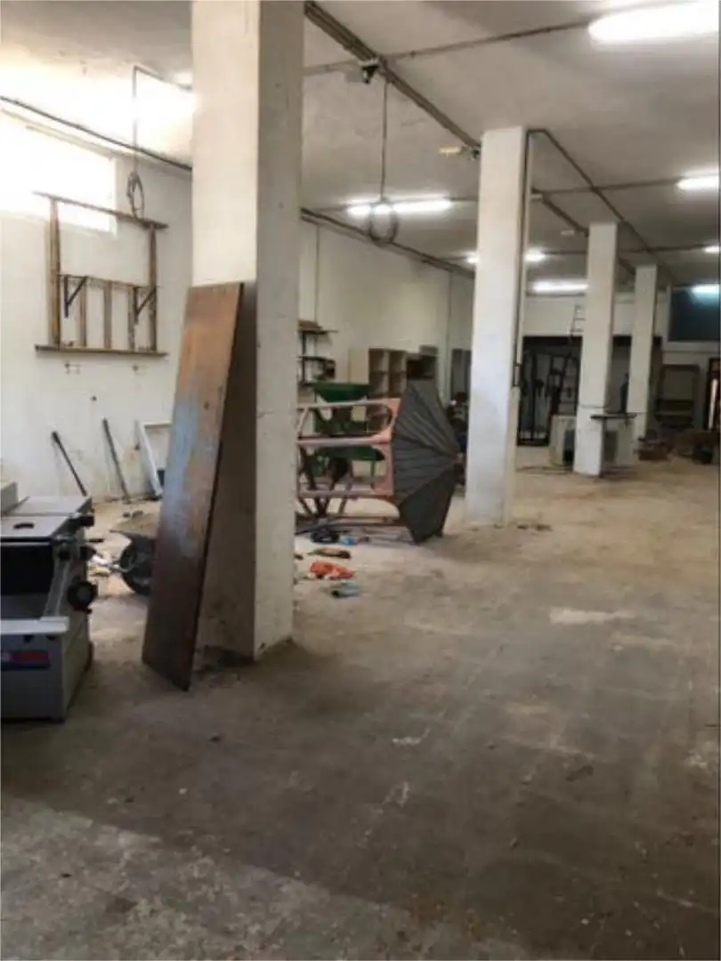 Nau industrial de lloguer en Monda