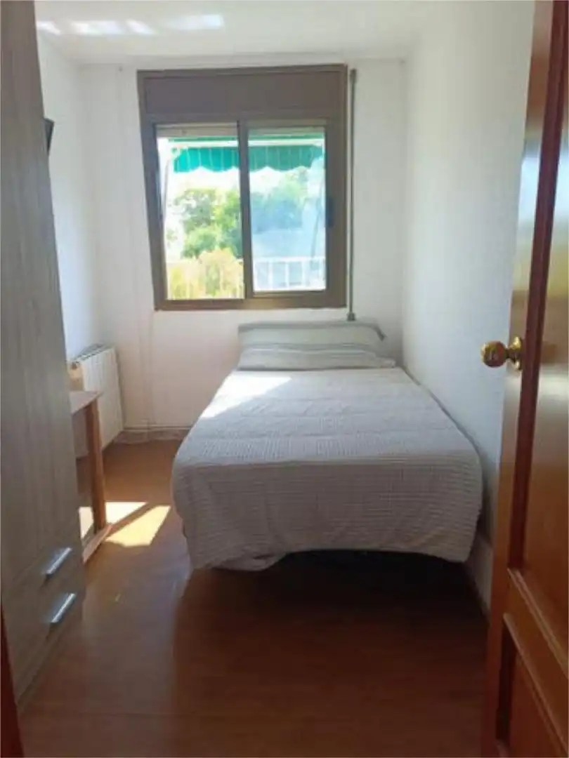 Piso de alquiler en La Salut Habitación de Piso de alquiler en Badalona con Calefacción, Jardín privado y Terraza
