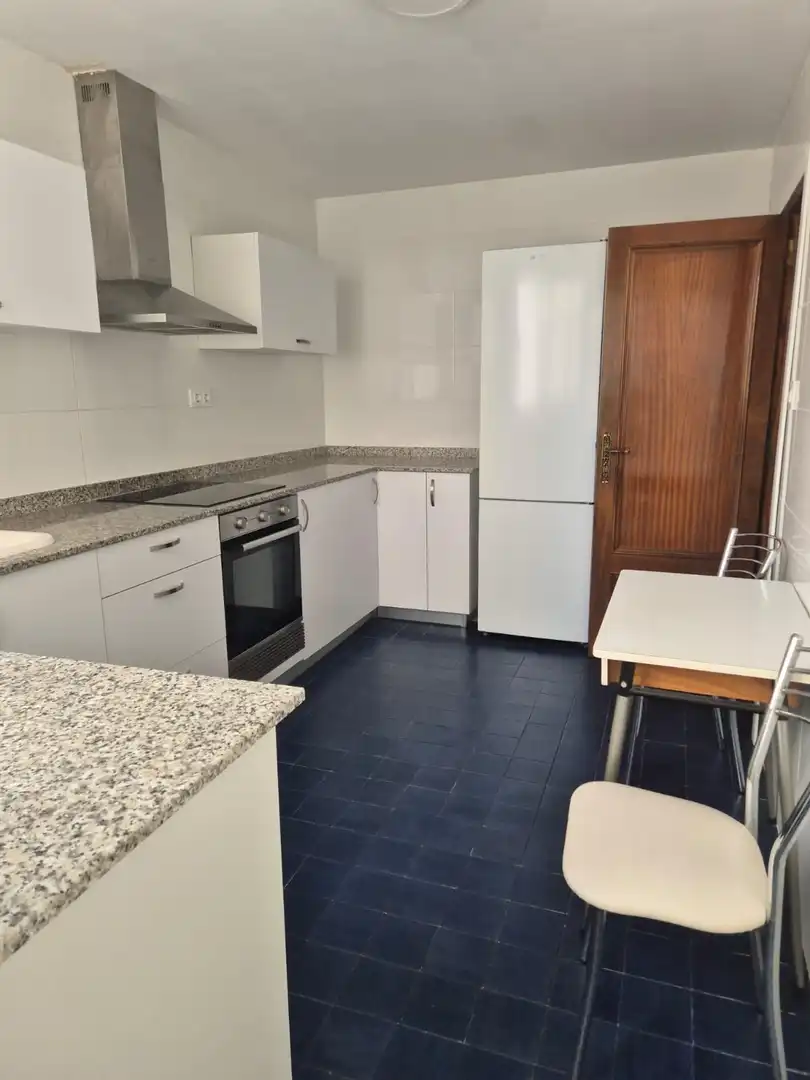 Piso de alquiler en Avinguda Loygorri, 5, Oliva pueblo