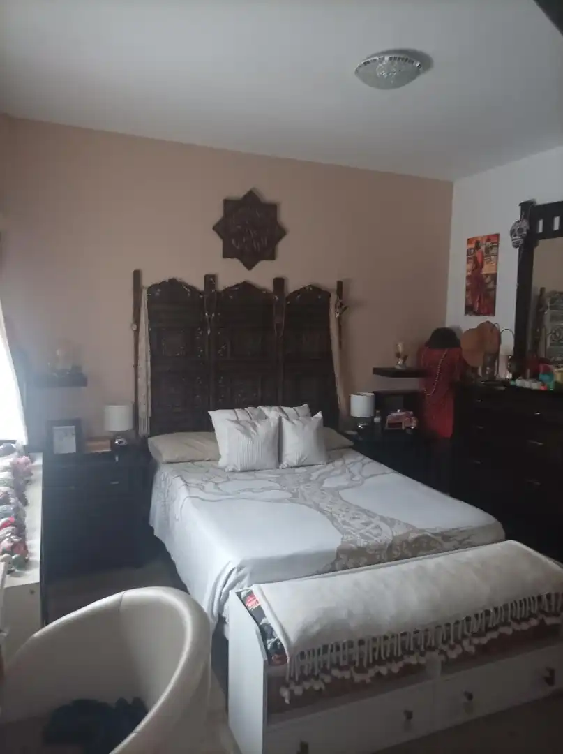 Casa adosada de alquiler en Avenida Utrera, 28, Oromana Habitación de Casa adosada de alquiler en Alcalá de Guadaira con Aire acondicionado y Terraza