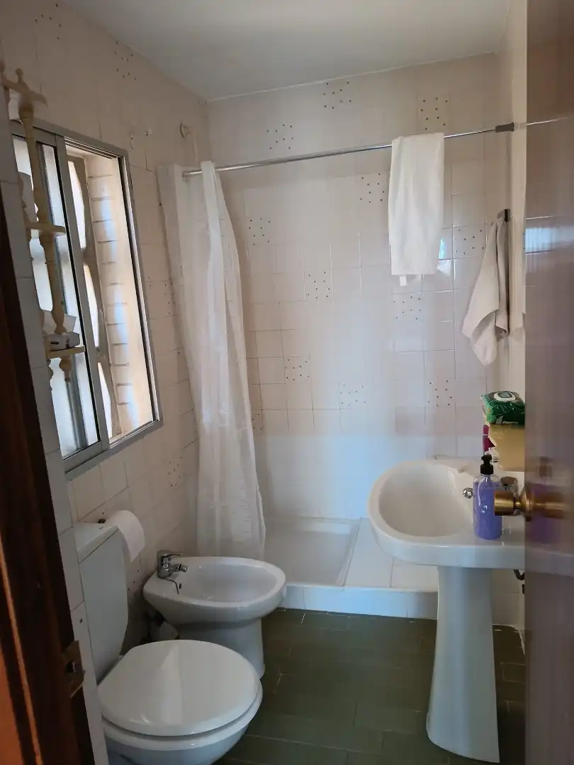 Flat for sale in Plaza Ciudasol, 3, Pago San José - Princi - Jerez Bathroom of Flat for sale in Jerez de la Frontera with Air Conditioner and Balcony