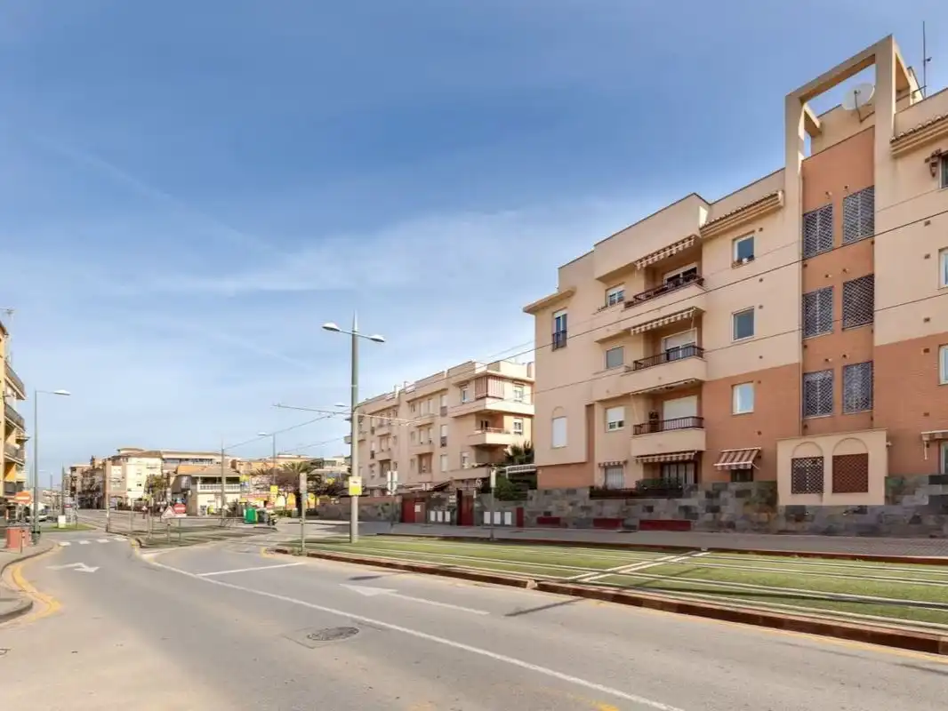 Flat for sale in Avenida de Maracena, 190, Cerrillo de Maracena - Periodistas Exterior view of Flat for sale in Granada Capital with Swimming Pool and Balcony