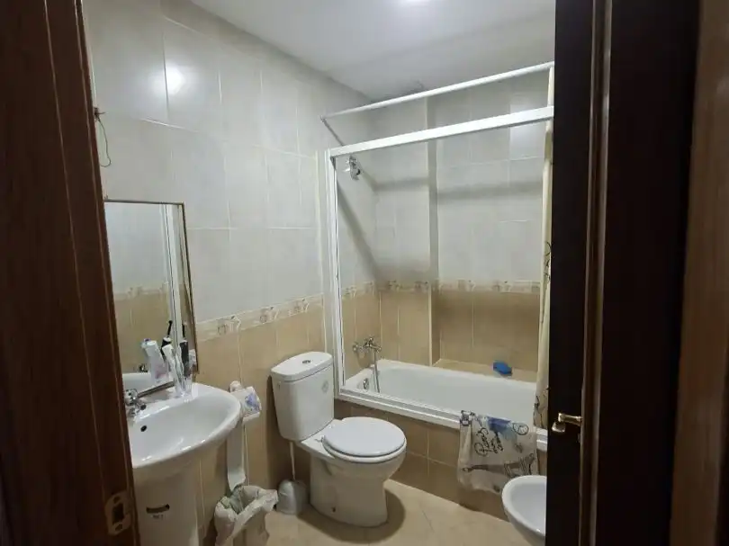 Flat for sale in Calle Azorin, 1, Cijuela Bathroom of Flat for sale in Cijuela with Air Conditioner, Terrace and Balcony