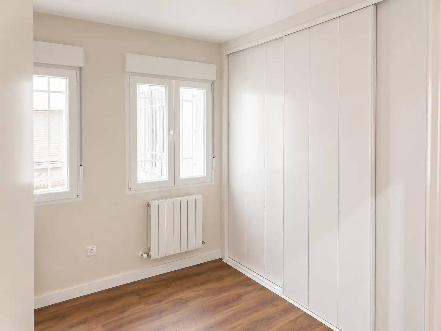 Piso en venta en Calle Libertad, 24, El Torreón - Los Ángeles - El Pilar Habitación de Piso en venta en Ciudad Real Capital con Aire acondicionado