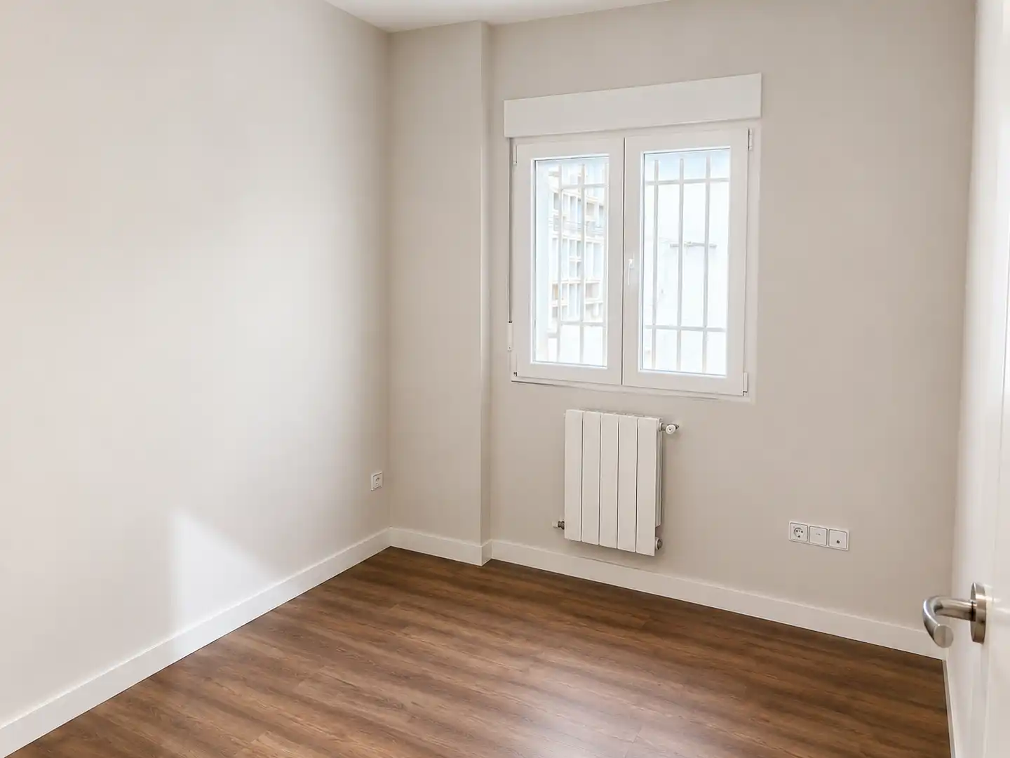 Piso en venta en Calle Libertad, 24, El Torreón - Los Ángeles - El Pilar Habitación de Piso en venta en Ciudad Real Capital con Aire acondicionado