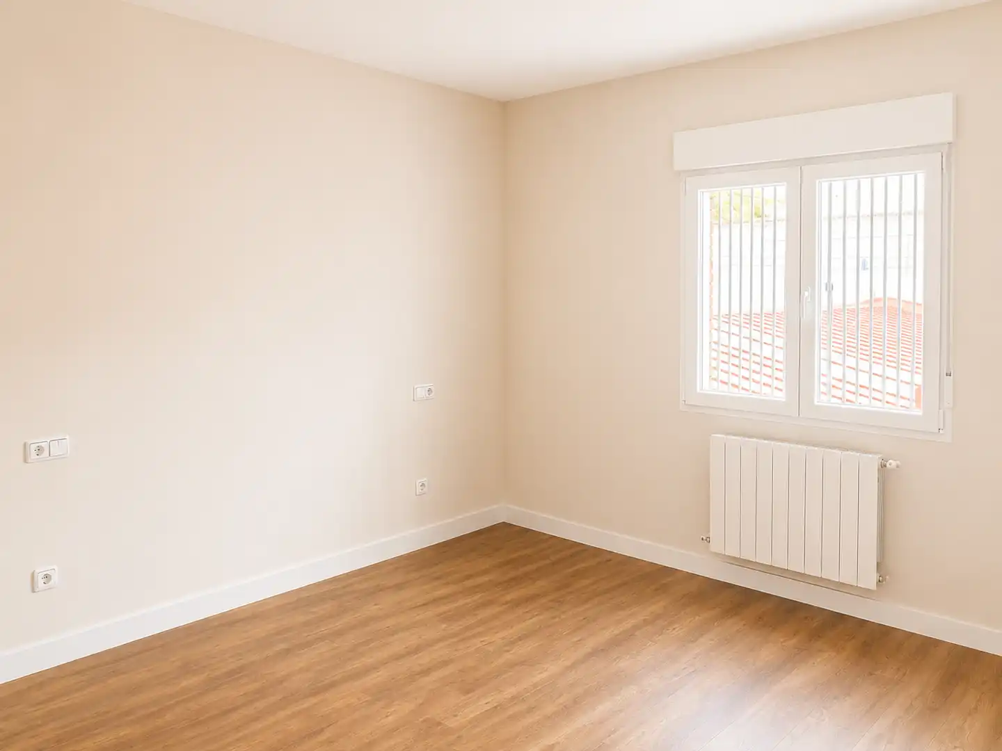 Piso en venta en Calle Libertad, 24, El Torreón - Los Ángeles - El Pilar Habitación de Piso en venta en Ciudad Real Capital con Aire acondicionado