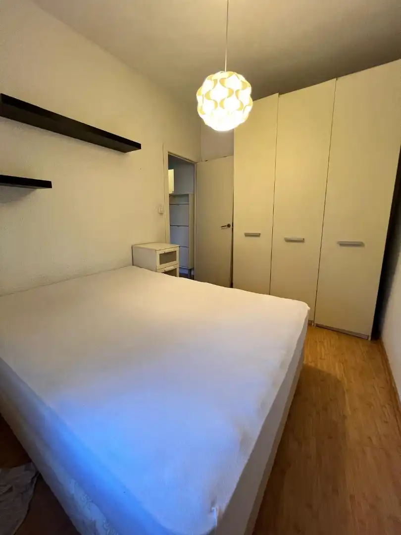 Habitación de Piso en venta en Zaragoza
