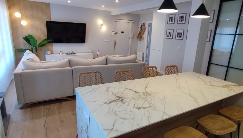 Piso en venta en Nafarroa Kalea, 1, Centro - Ariz - Uribarri, Basauri - imagen 1 Foto 1 de Piso en venta en Nafarroa Kalea, 1, Centro - Ariz - Uribarri, Basauri
