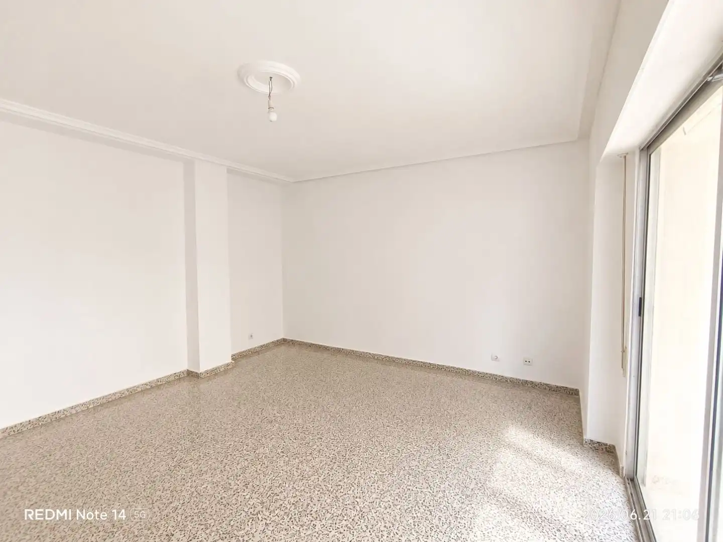 Piso en venta en Calle Respuela, 8, Bezana - Prezanes Piso en venta en Santa Cruz de Bezana con Terraza, Trastero y Parking comunitario