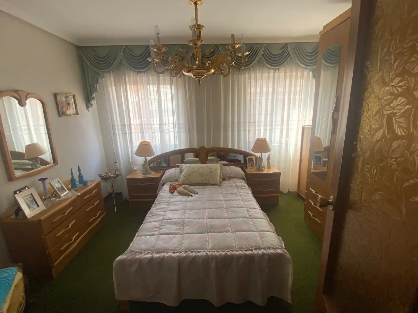 Piso en venta en Calle Gaspar Arroyo, 10, San Pablo y Santa Marina Habitación de Piso en venta en Palencia con Terraza, Trastero y Amueblado
