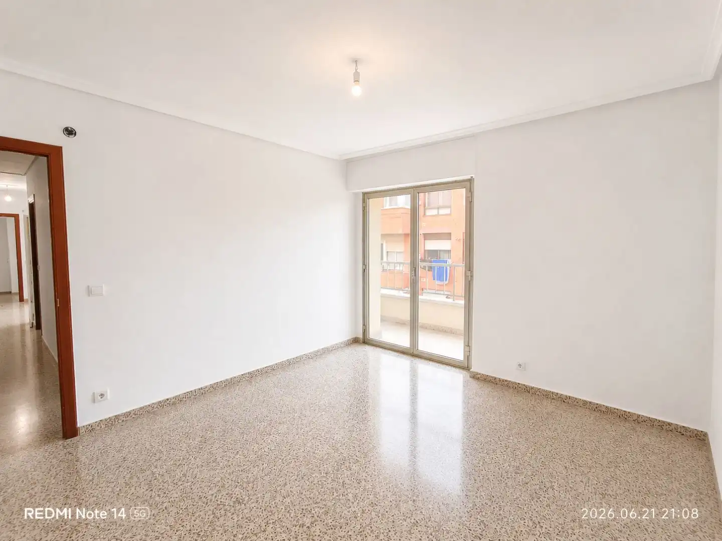 Piso en venta en Calle Respuela, 8, Bezana - Prezanes Vista exterior de Piso en venta en Santa Cruz de Bezana con Terraza, Trastero y Parking comunitario