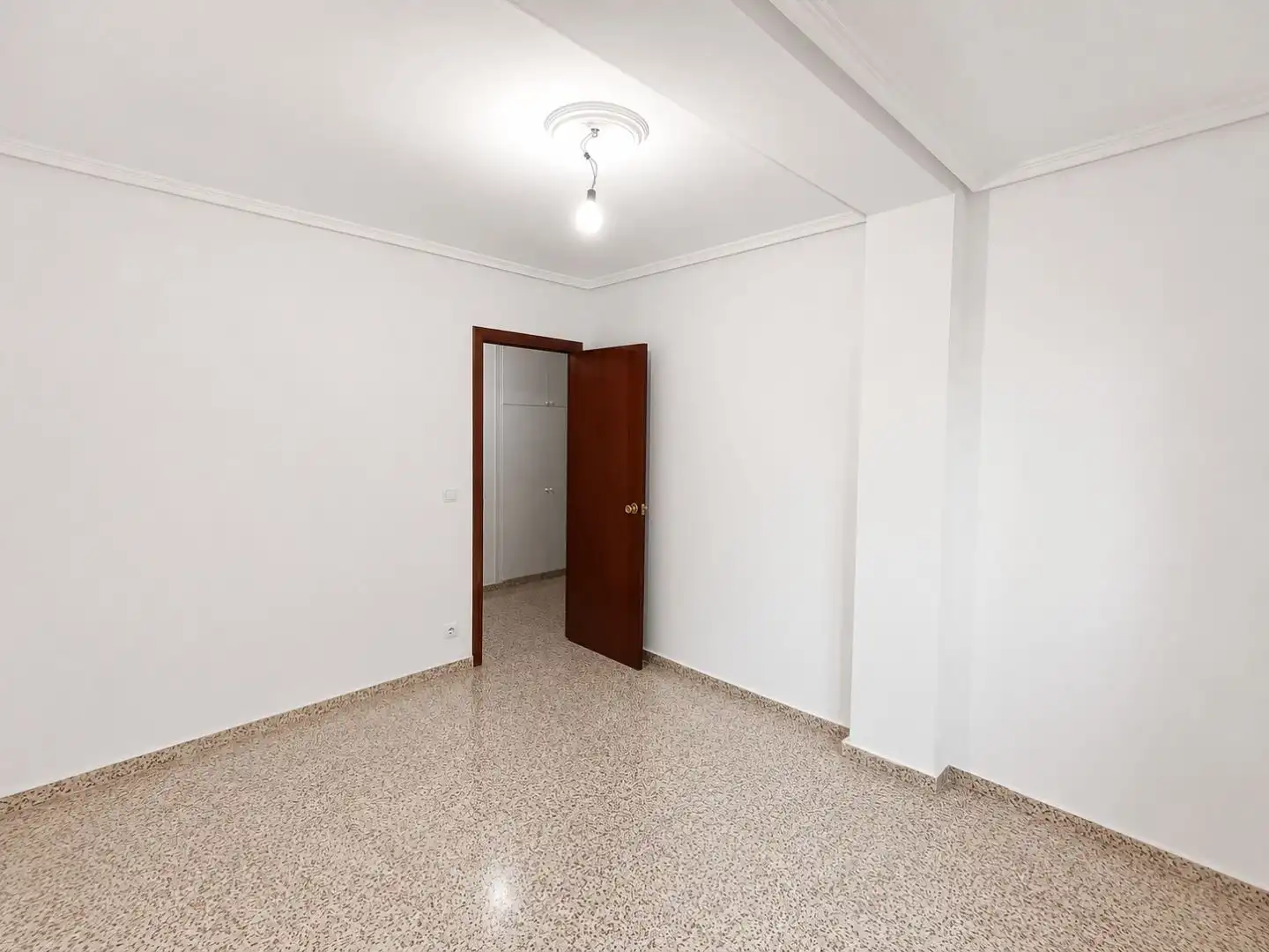 Piso en venta en Calle Respuela, 8, Bezana - Prezanes Piso en venta en Santa Cruz de Bezana con Terraza, Trastero y Parking comunitario