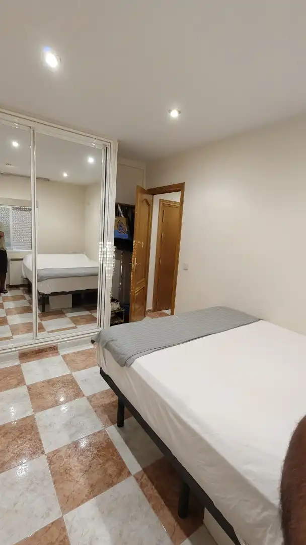Habitació a Calle Comandante Fontanes, 22, San Isidro