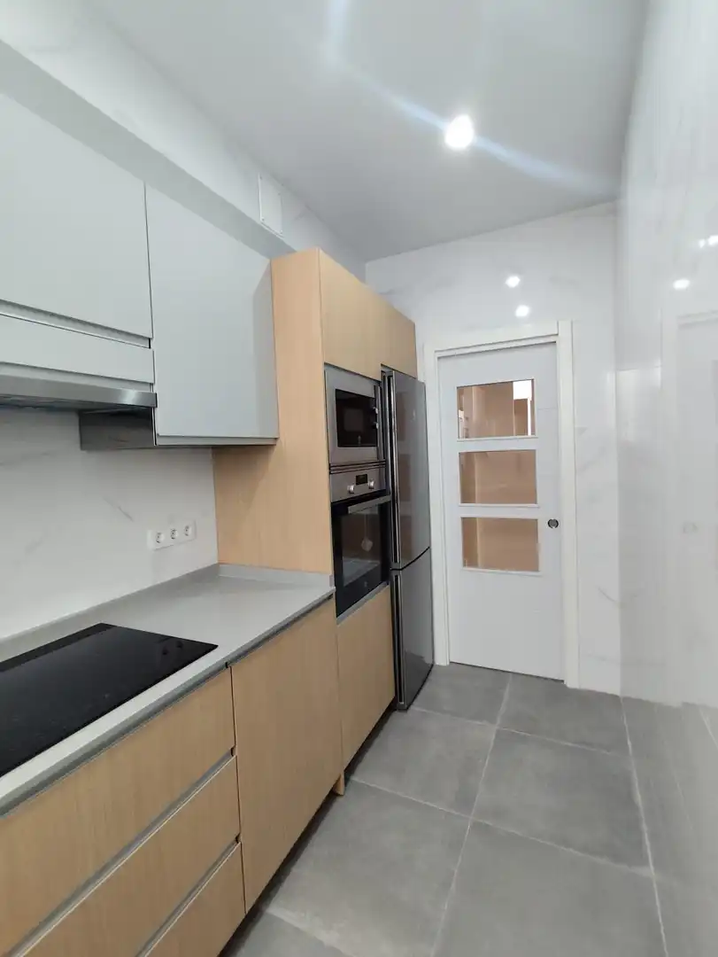 Flat for sale in Paseo Tomás Morales, 88, Arenales - Lugo - Avda. Marítima Kitchen of Flat for sale in Las Palmas de Gran Canaria with Balcony