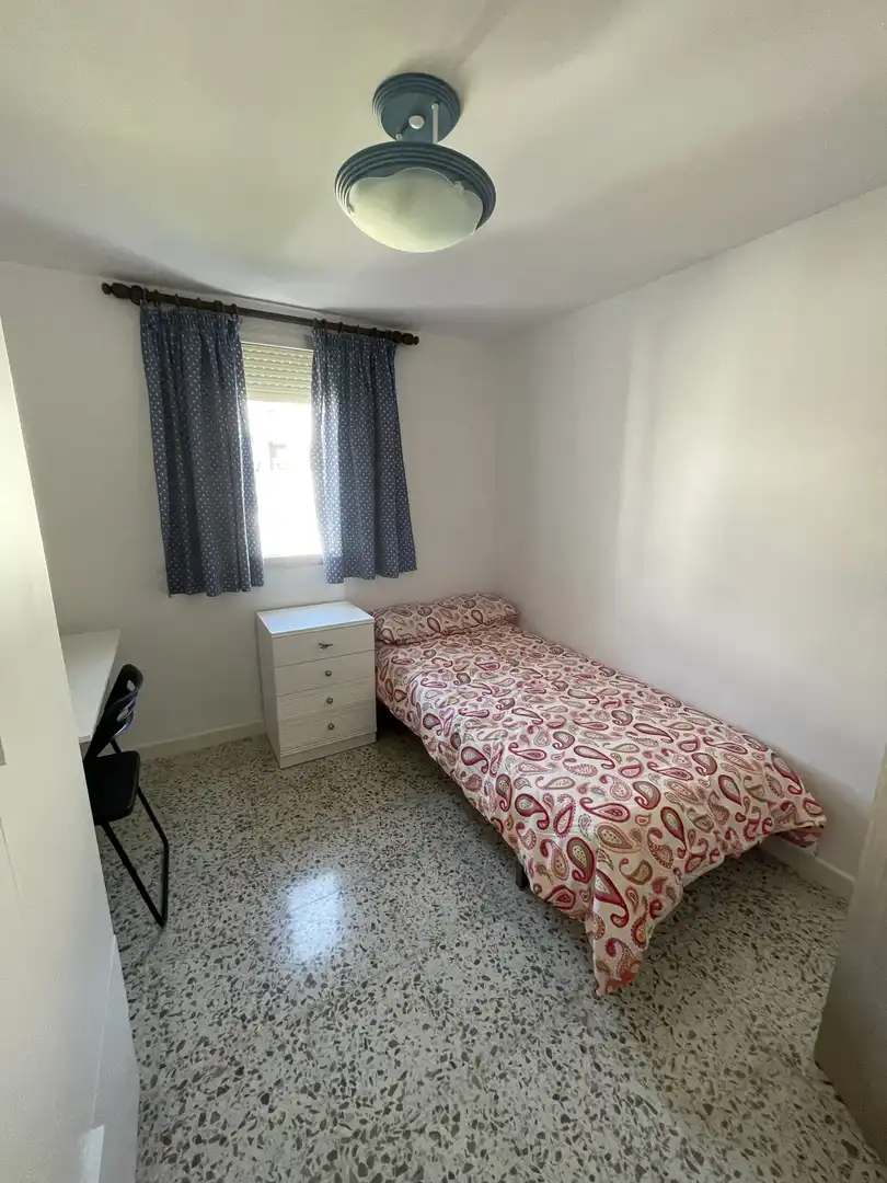 Piso de alquiler en Calle Capataz Juan Rodríguez, 7, Montilla Habitación de Piso de alquiler en Montilla con Amueblado