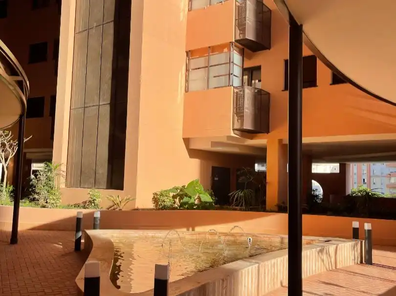 Piso de alquiler en Bulevar Louis Pasteur, 17, El Tejar - Hacienda Bizcochero Vista exterior de Piso de alquiler en Málaga con Aire acondicionado, Calefacción y Terraza