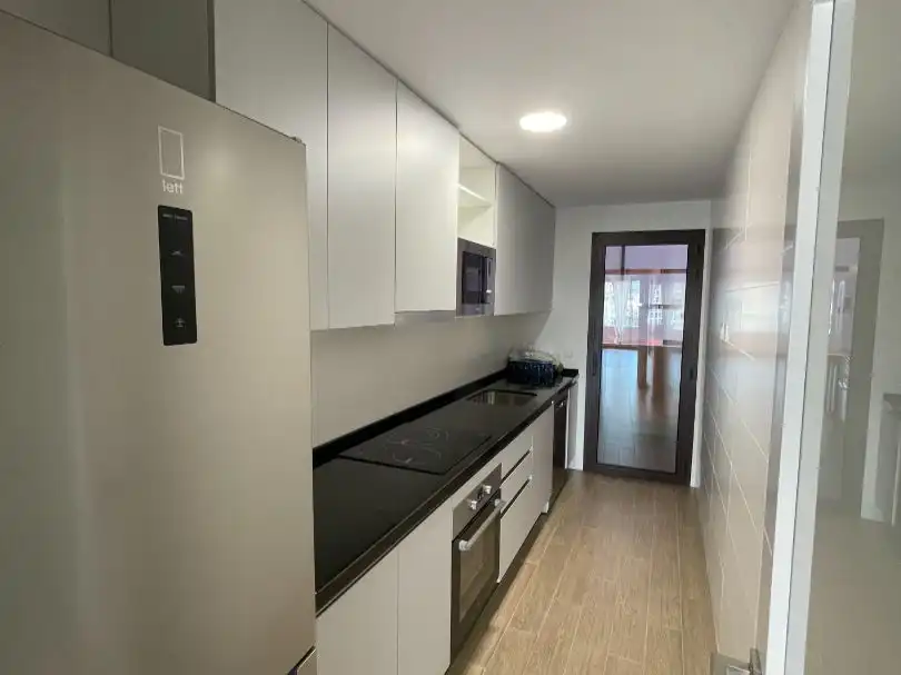 Piso de alquiler en Bulevar Louis Pasteur, 17, El Tejar - Hacienda Bizcochero Cocina de Piso de alquiler en Málaga con Aire acondicionado, Calefacción y Terraza