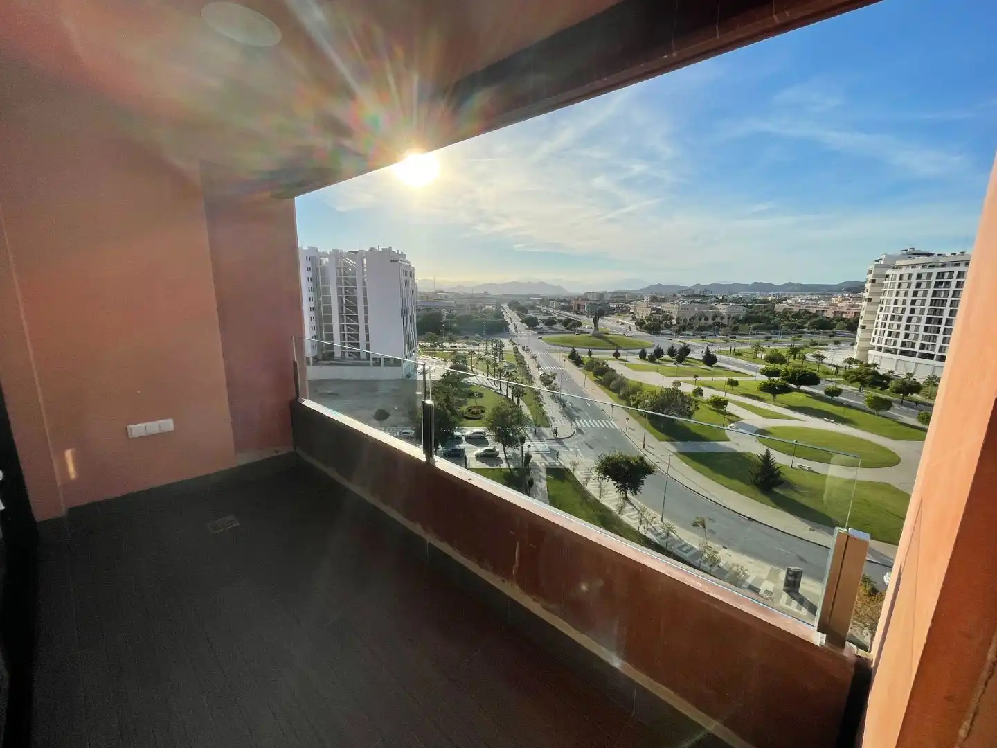 Piso de alquiler en Bulevar Louis Pasteur, 17, El Tejar - Hacienda Bizcochero Vista exterior de Piso de alquiler en Málaga con Aire acondicionado, Calefacción y Terraza