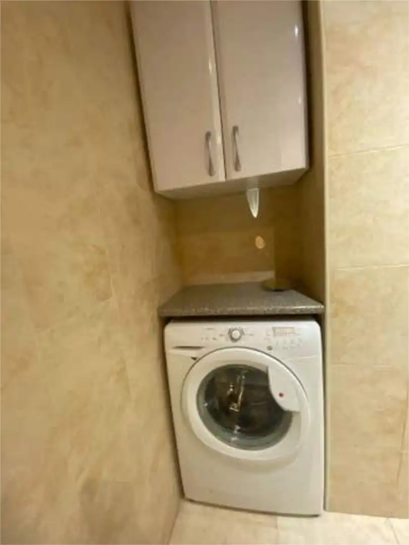 Apartamento de alquiler en Puerto Deportivo Cocina de Apartamento de alquiler en Fuengirola con Calefacción, Terraza y Amueblado