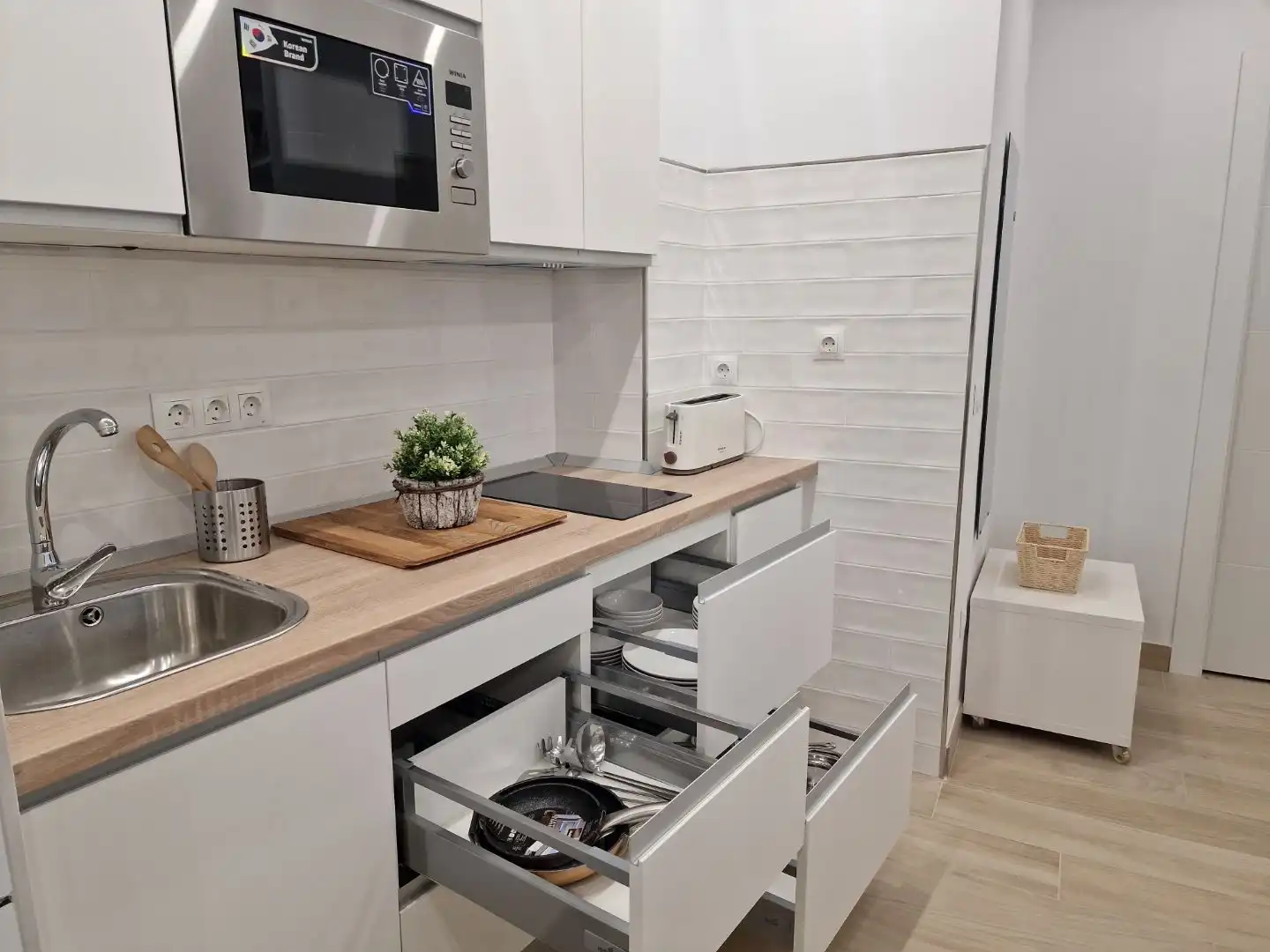Apartments for rent in Calle Obispo Cuevas, 5, Úbeda Kitchen of Apartments for rent in Úbeda with Air Conditioner, Heating and Furnished